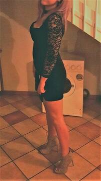 Public Photo of elisa69bitch