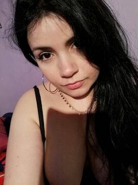 Public Photo of Alyssa_Lilac777