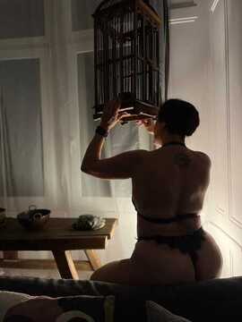 Public Photo of Deva_heels