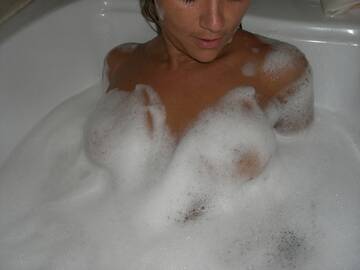 Public Photo of melytua