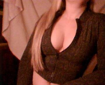 Public Photo of biondaLolita